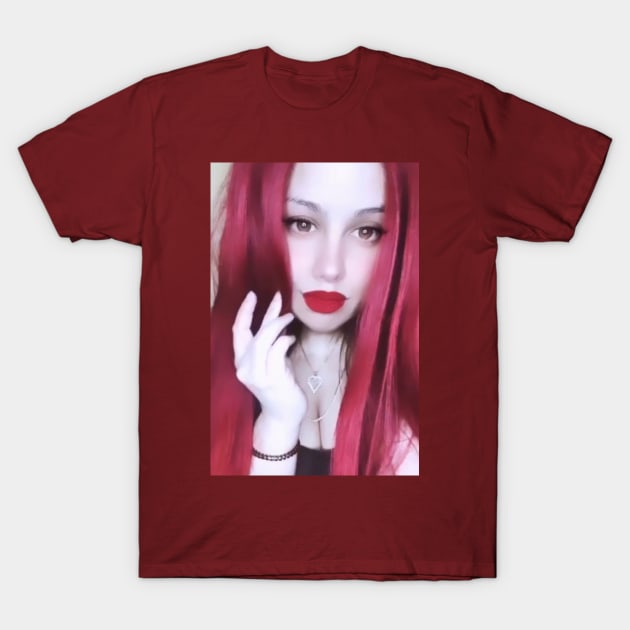 ivetastic T-Shirt by Ivetastic